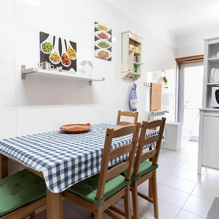 Апартаменты Confortavel Na Se - Minho's Guest